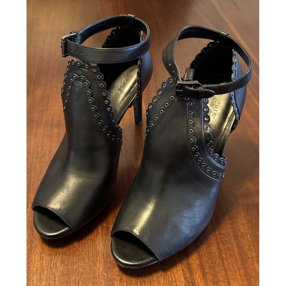 Michael Kors Black Leather Peep Toe Ankle Strap Heel Womens 8.5M Studded Scallop